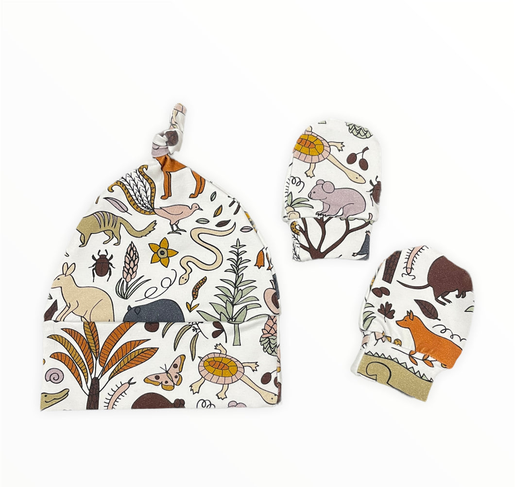 Baby Hat & Mittens Set - Outback Animals